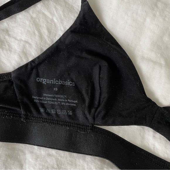 Organic Basics XS black Tencel soft touch adjustable light cut-out bralette - Picture 8 of 10
